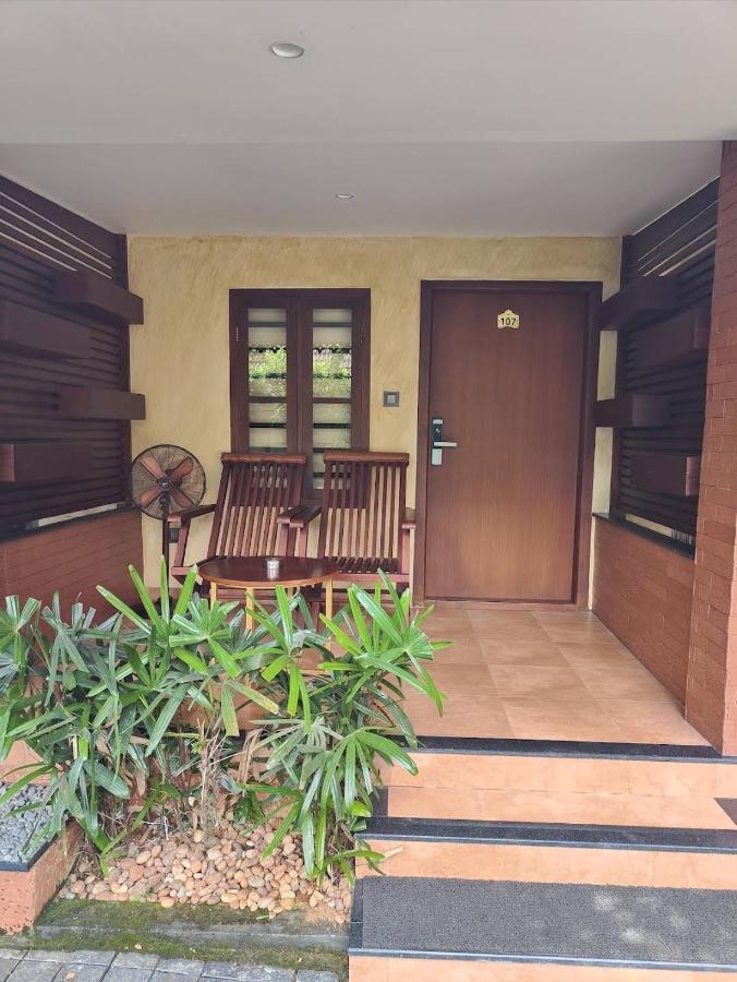 Готель Casa Orchid Alappuzha Екстер'єр фото