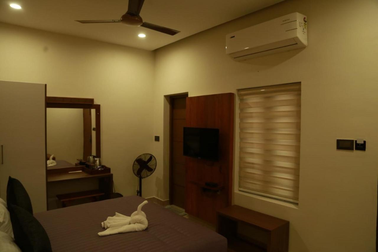 Готель Casa Orchid Alappuzha Екстер'єр фото