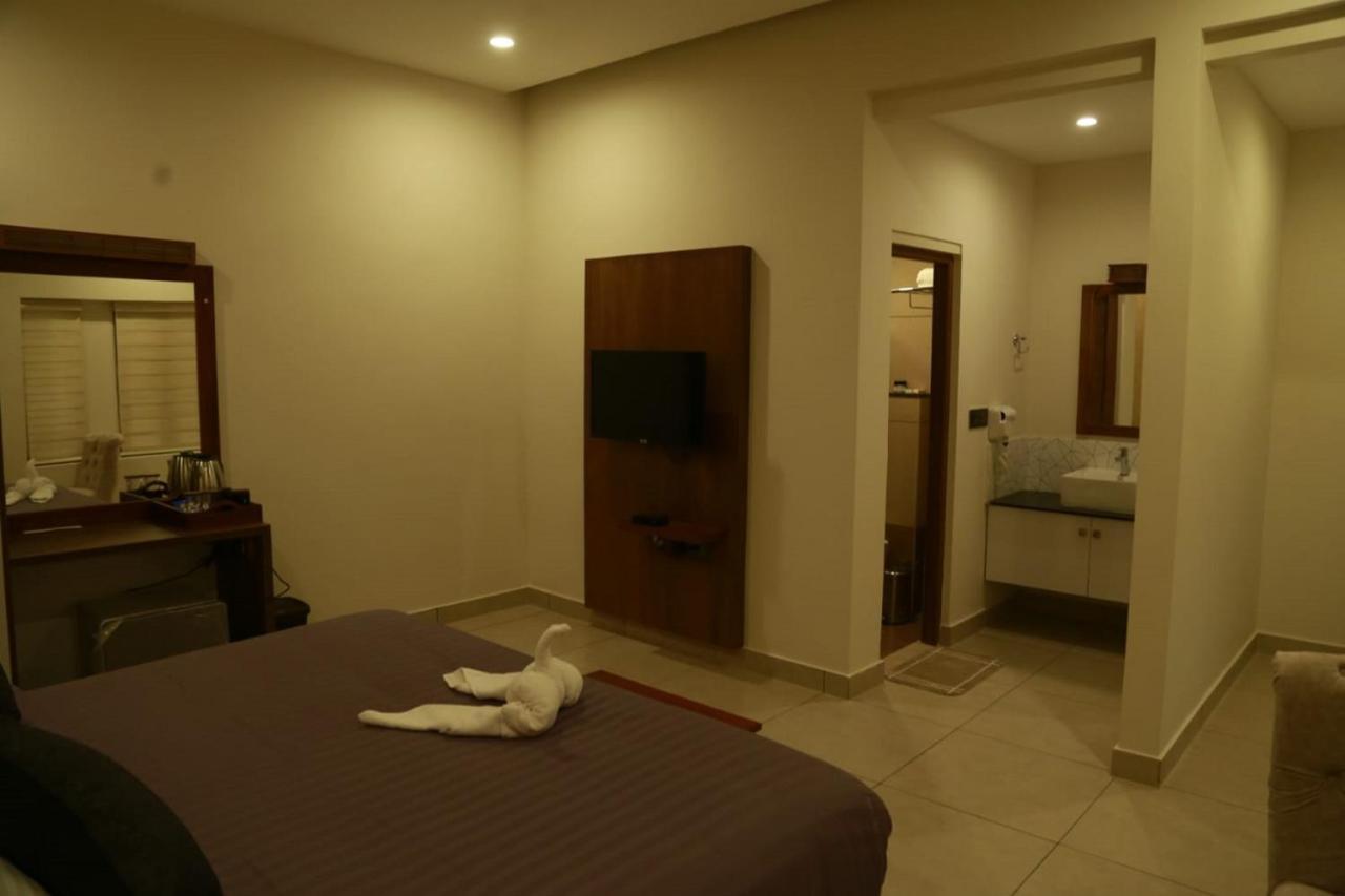 Готель Casa Orchid Alappuzha Екстер'єр фото