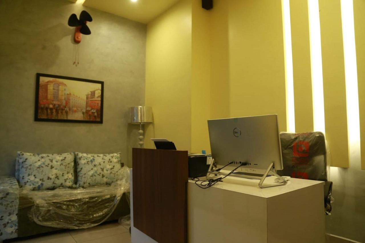 Готель Casa Orchid Alappuzha Екстер'єр фото